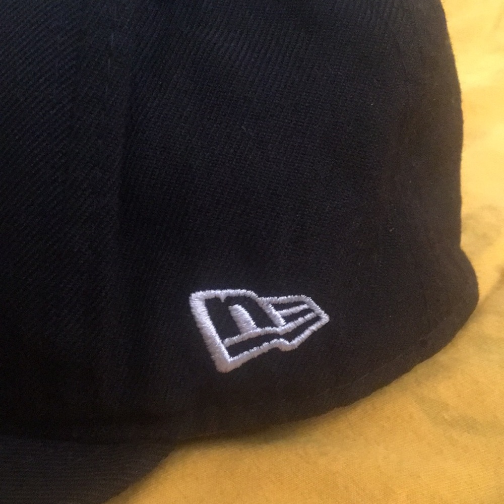 Hat👍🏼 - Picture 2 of 4